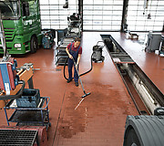 Пылесос Karcher NT 70/2