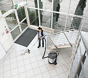 Пылесос Karcher NT 70/2 Me Classic