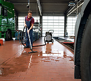 Пылесос Karcher NT 70/3